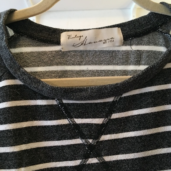 Striped Cropped Long Sleeve - Picture 3 of 4